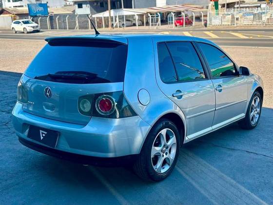 VOLKSWAGEN GOLF 1.6 MI 8V FLEX 4P MANUAL VOLKSWAGEN GOLF 1.6 MI 8V FLEX 4P MANUAL